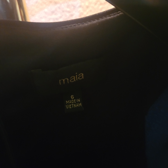 Dress - Picture 2 of 3